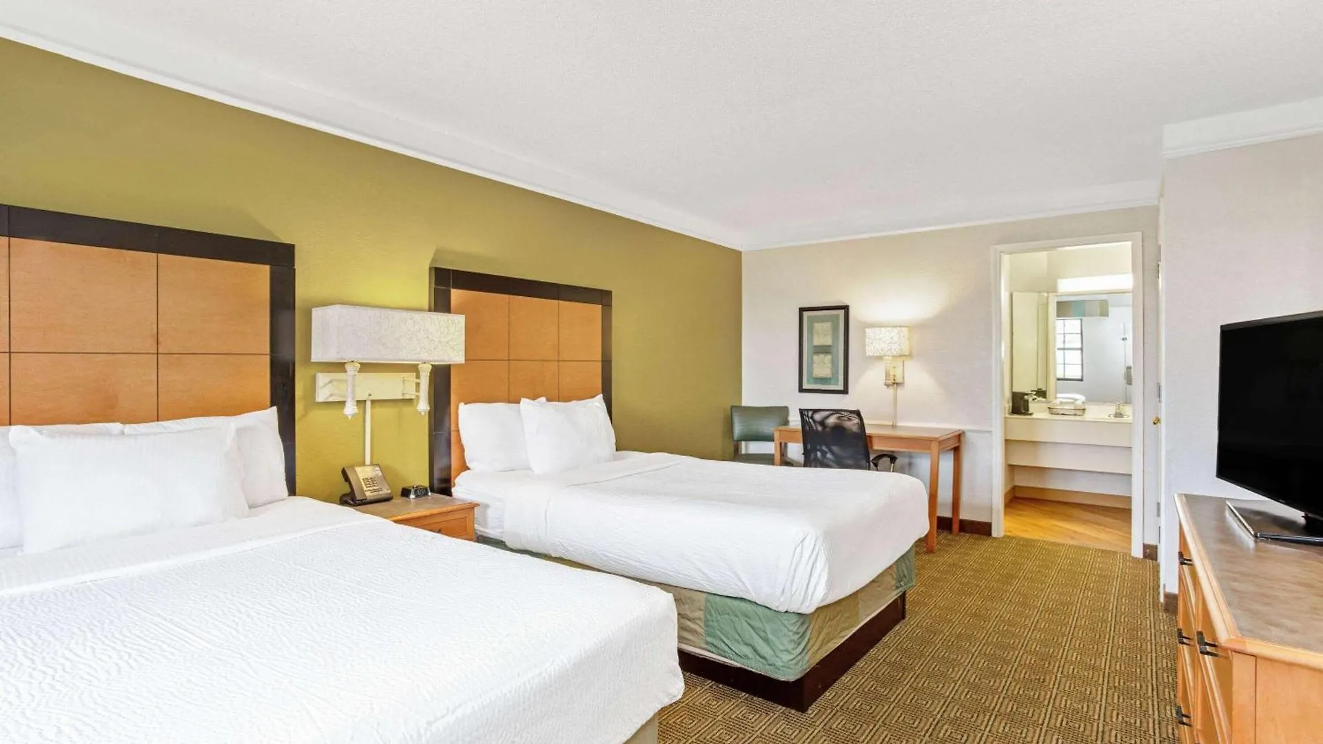 La Quinta Inn By Wyndham Orlando Airport West Hotel