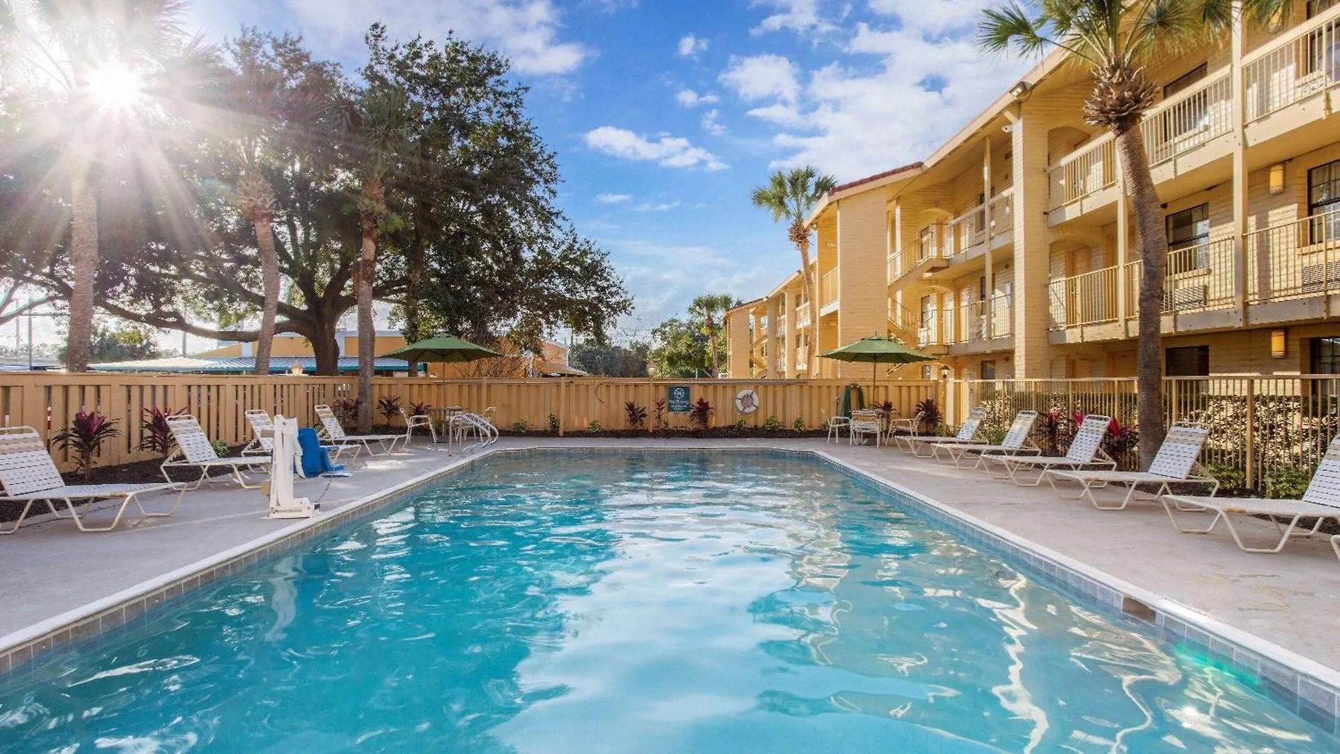 Hotel La Quinta Inn By Wyndham Orlando Airport West