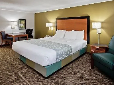 La Quinta Inn By Wyndham Orlando Airport West Hotel